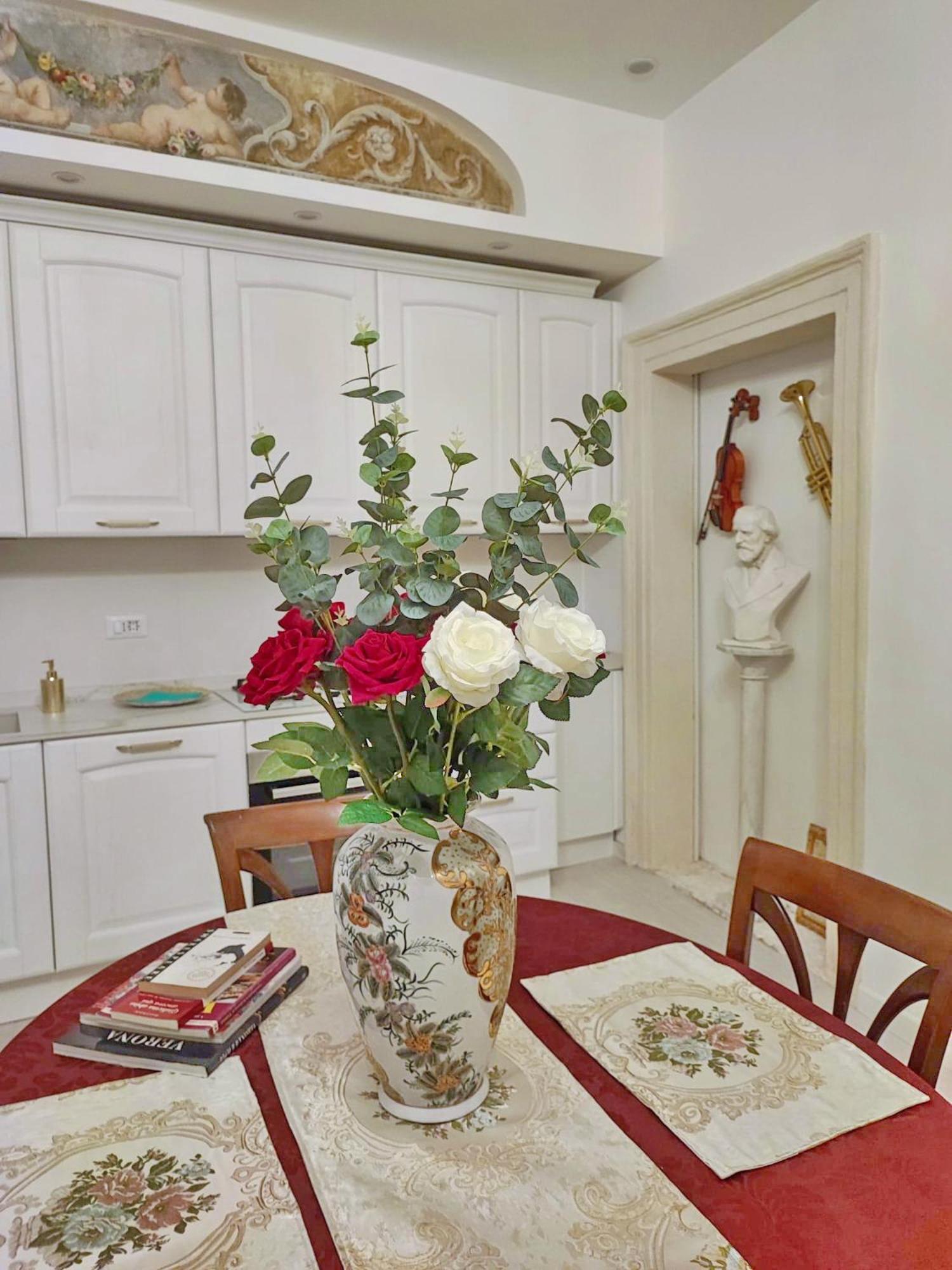 Arena Concert Concerto Love - Historic House Amorino At "Palazzo Tiolo" Palace 维罗纳 外观 照片